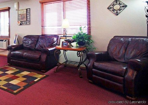Econo Lodge Inn & Suites Dubuque Intérieur photo