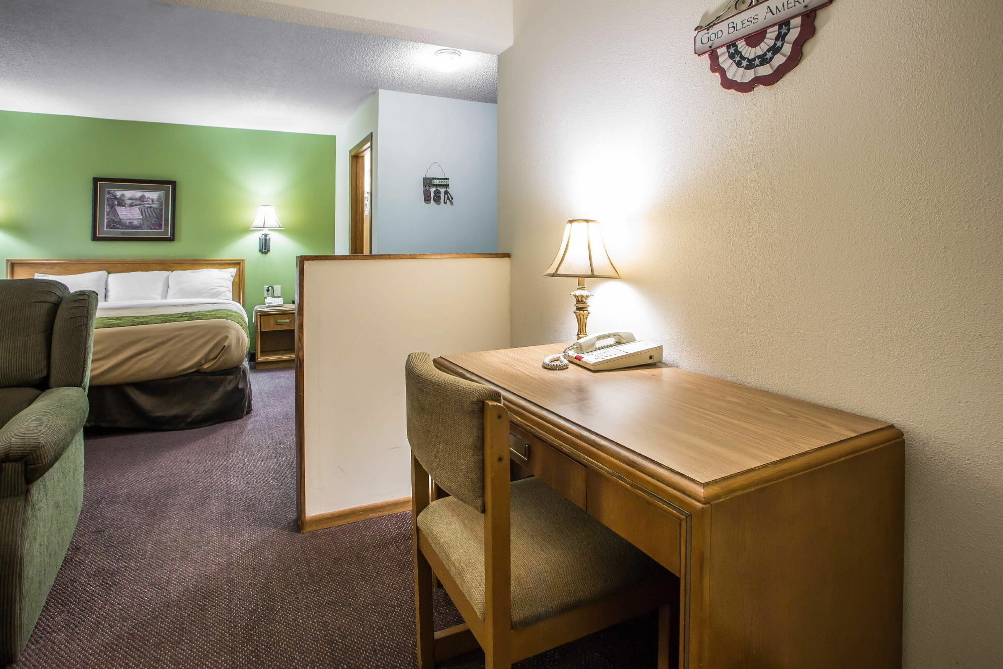 Econo Lodge Inn & Suites Dubuque Extérieur photo